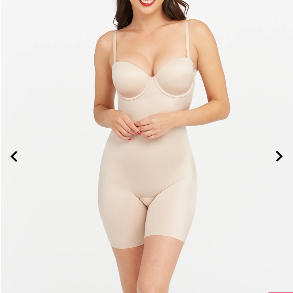 SPANX “suit your fancy” strapless & cupped, mid-thigh bodysuit